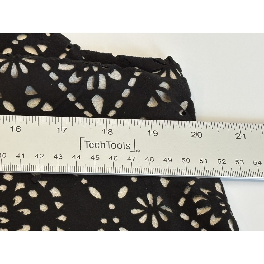 Black‎ Eyelet Cutout Cami Tank Top Womens Size M Asymmetrical Hem Festival Indie - Picture 13 of 16